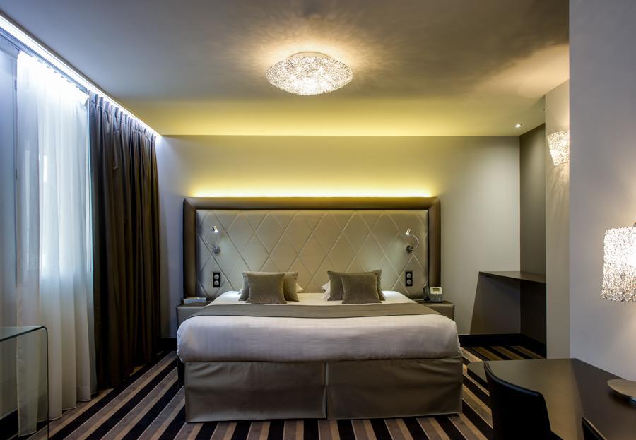Hotel Le Châteaubriant Buitenkant foto