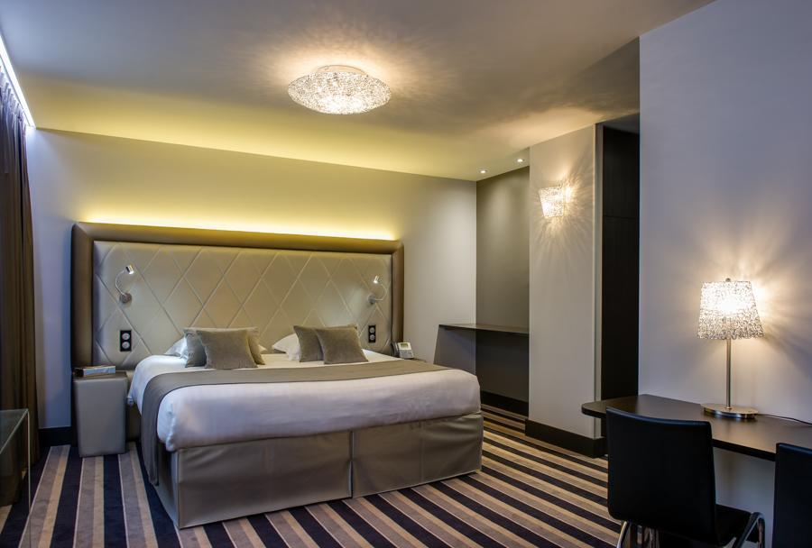 Hotel Le Châteaubriant Buitenkant foto