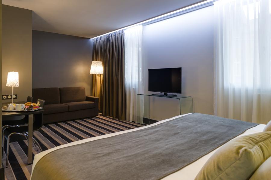 Hotel Le Châteaubriant Buitenkant foto